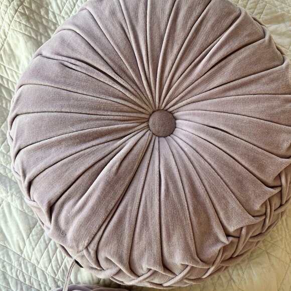 Urban Outfitters lilac / lavender round pintuck throw pillows (2) - Picture 9 of 9